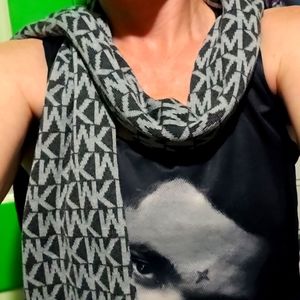 Micheal Kors graphic scarf